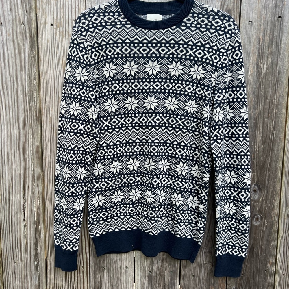 H & M Black & White Fair Isle Sweater Size Small - Picture 2 of 8